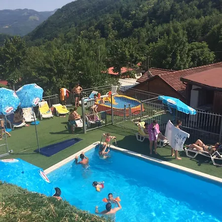 Camping Sestola Kamp alanı