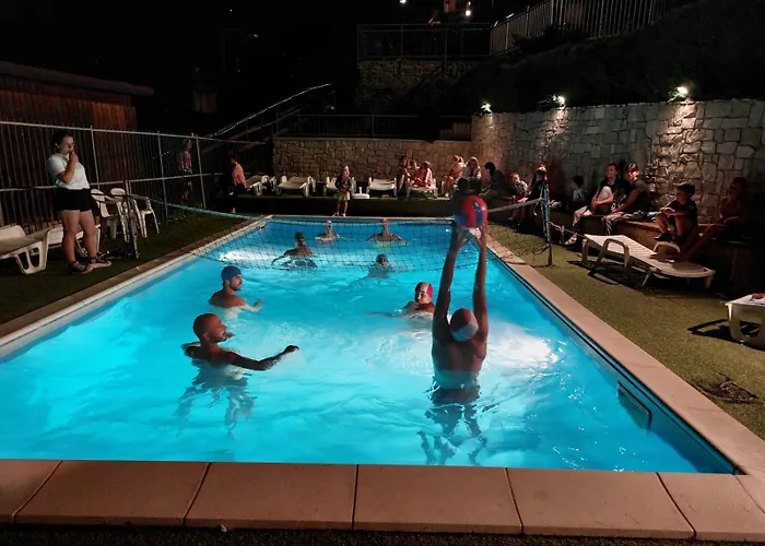 Camping Sestola Kamp alanı